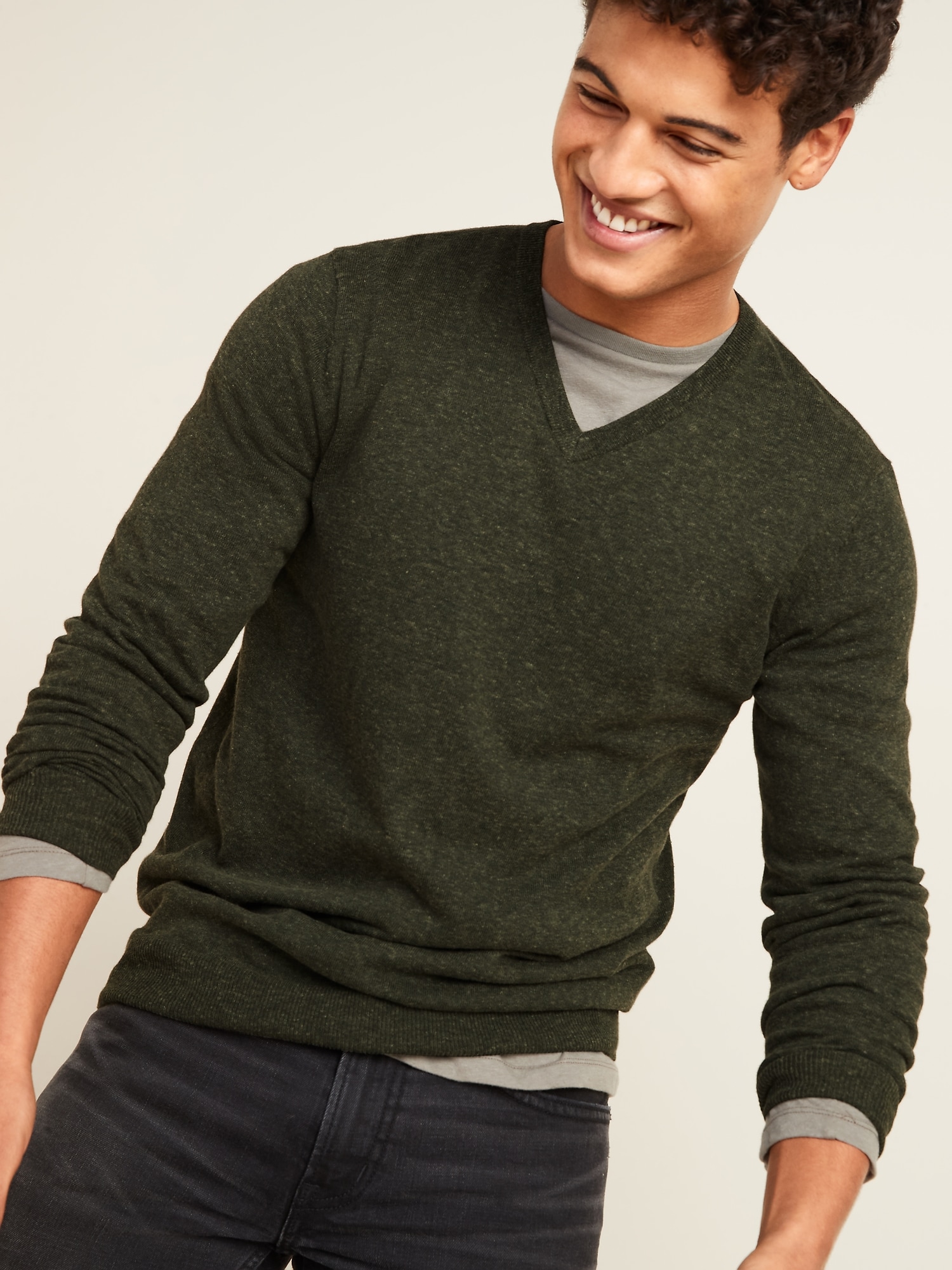 Soft-Washed V-Neck Sweater for Men | Old Navy