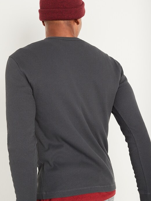 Image number 2 showing, Soft-Washed Logo-Graphic Thermal-Knit Long-Sleeve Tee