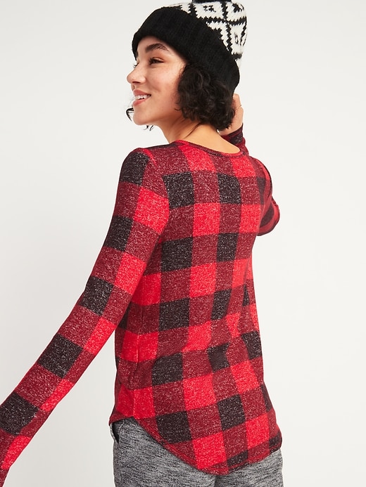 Image number 2 showing, Patterned Plush-Knit Long-Sleeve Tee for Women