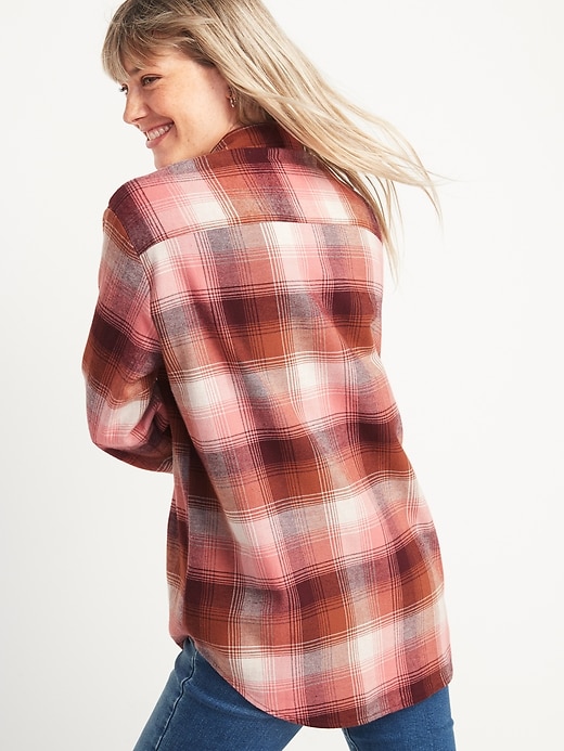 Image number 2 showing, Oversized Plaid Flannel Boyfriend Tunic Shirt for Women