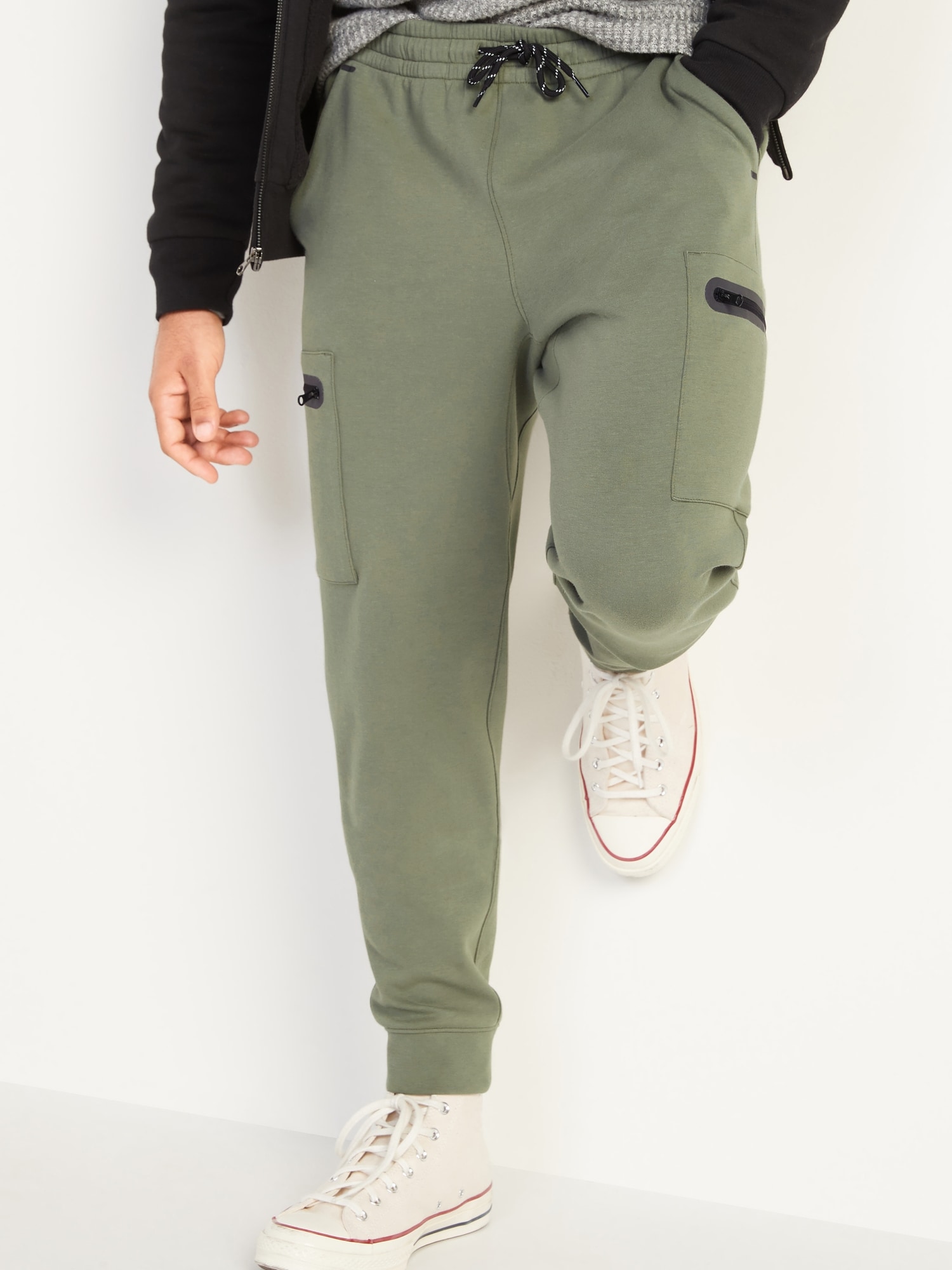 Old Navy Dynamic Fleece Hidden-Pocket Cargo Jogger Sweatpants for Men