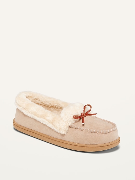 Old Navy Water-Repellent Faux-Fur-Lined Moccasin Slippers For Women. 1