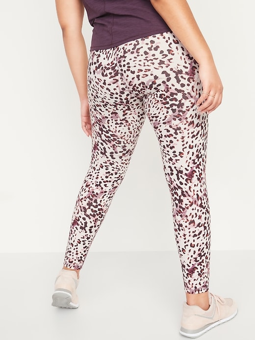 Image number 6 showing, High-Waisted 7/8 Leggings