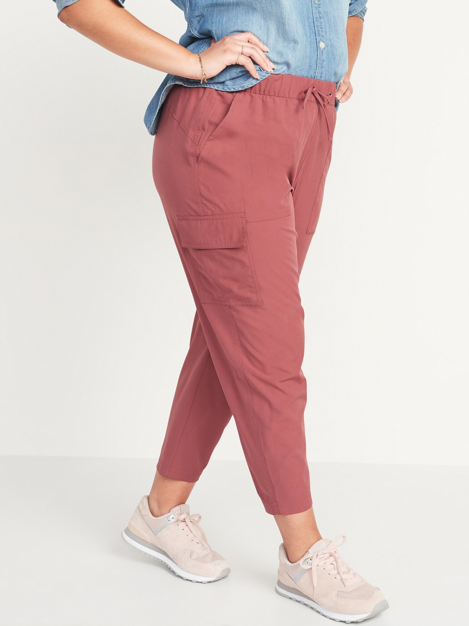 High-Waisted StretchTech Cargo Ankle Pants for Women | Old Navy