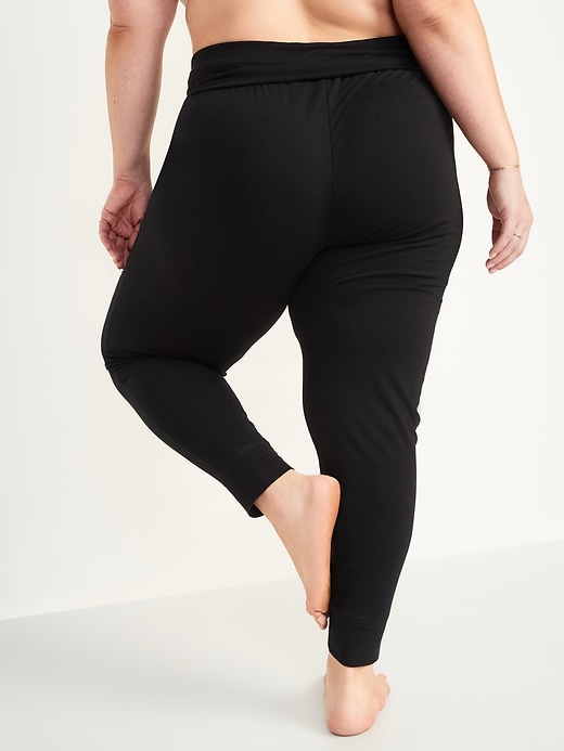 Image number 2 showing, Mid-Rise Plus-Size Live-In Jogger Sweatpants