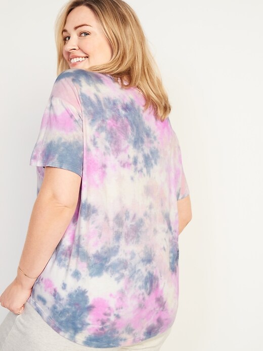 Image number 2 showing, Loose Graphic Plus-Size Easy Tee