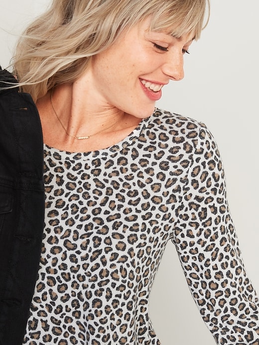 Image number 3 showing, Patterned Plush-Knit Long-Sleeve Tee