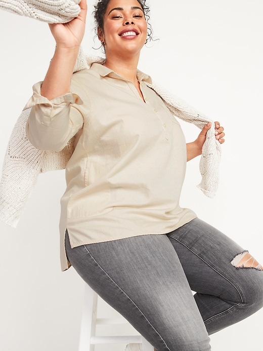 Image number 3 showing, Oversized No-Peek Plus-Size Popover Tunic Top