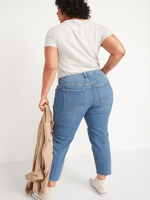 Image number 2 showing, Mid-Rise Boyfriend Straight Plus-Size Ripped Jeans