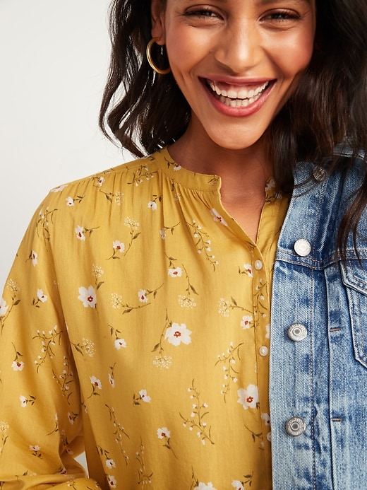 Image number 3 showing, Oversized Floral-Print Button-Front Poet Blouse for Women