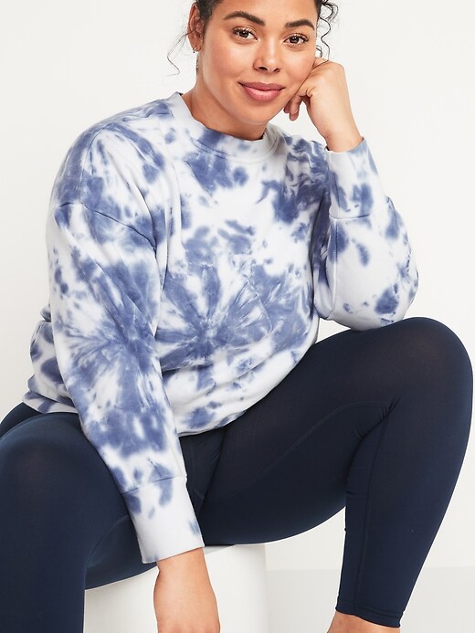 View large product image 1 of 1. Loose Crew-Neck Plus-Size Cropped Sweatshirt