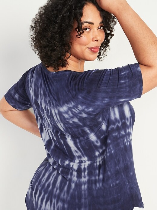 Image number 2 showing, Luxe Tie-Dyed Plus-Size Tunic Tee