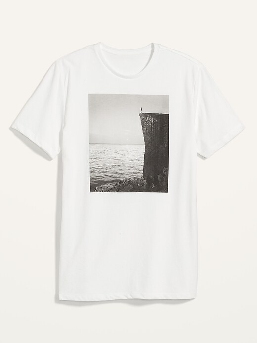 Graphic Soft-Washed Crew-Neck tee for Men