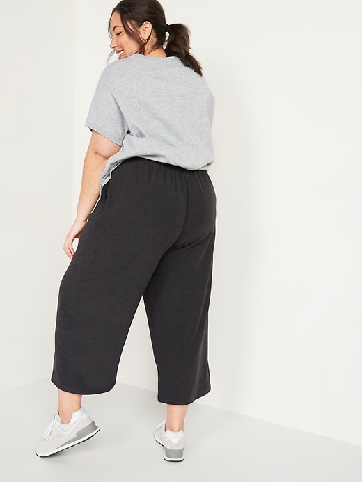 Image number 2 showing, High-Waisted Breathe ON Crop Wide-Leg Plus-Size Pants