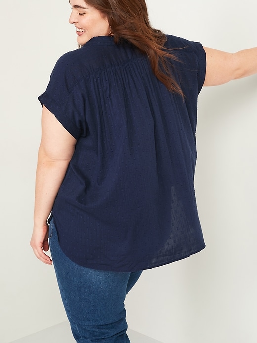 Image number 2 showing, Oversized No-Peek Plus-Size Short-Sleeve Shirt
