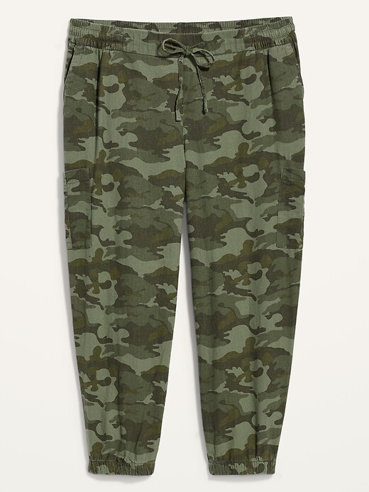 Old Navy High-Waisted Camo Linen-Blend Plus-Size Jogger Cargo Pants. 1