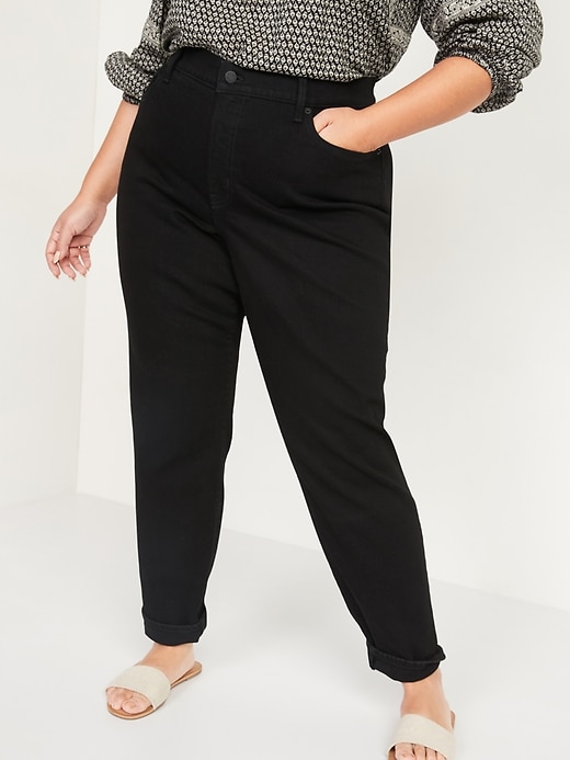 Image number 1 showing, High-Waisted Secret-Smooth Pockets O.G. Straight Plus-Size Black Jeans