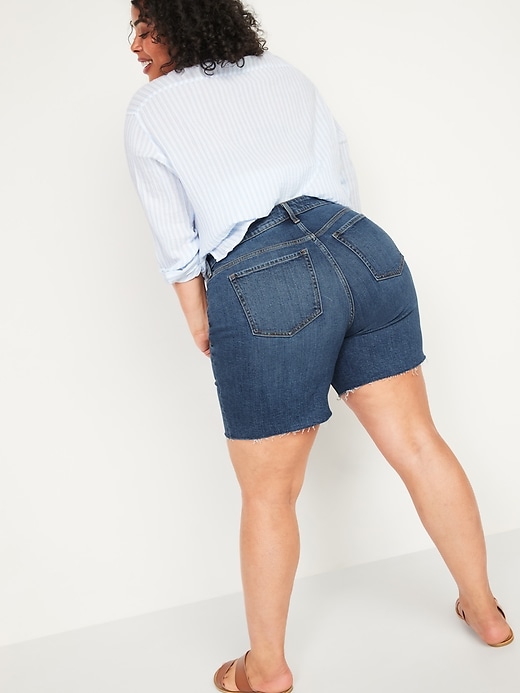 Image number 2 showing, Extra High-Waisted Secret-Slim Pockets Sky Hi Button-Fly Plus-Size Jean Shorts -- 7-inch inseam