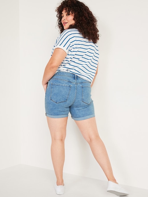 Image number 6 showing, Mid-Rise Light-Wash Slim Jean Shorts for Women -- 5 inch inseam