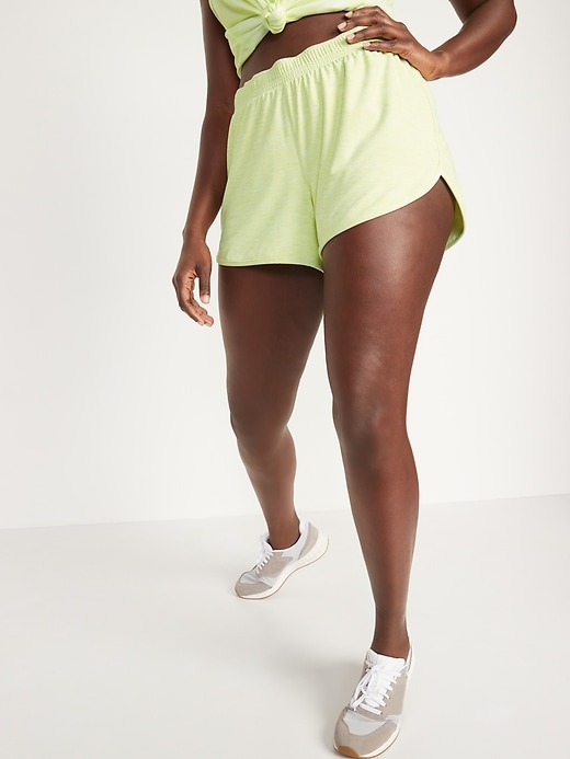 Image number 5 showing, Breathe ON Dolphin-Hem Shorts -- 3-inch inseam