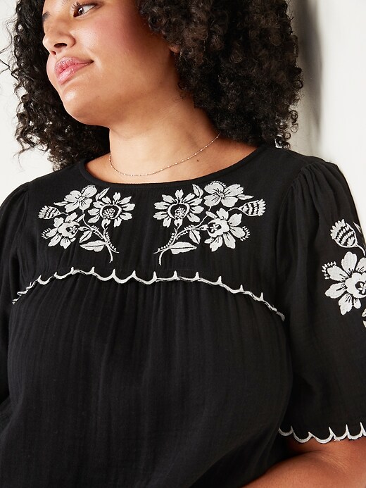 Image number 3 showing, Oversized Embroidered Plus-Size Short-Sleeve Blouse