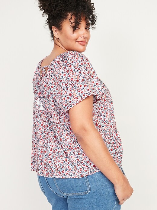 Image number 2 showing, Tiered Floral-Print Tie-Back Plus-Size Top