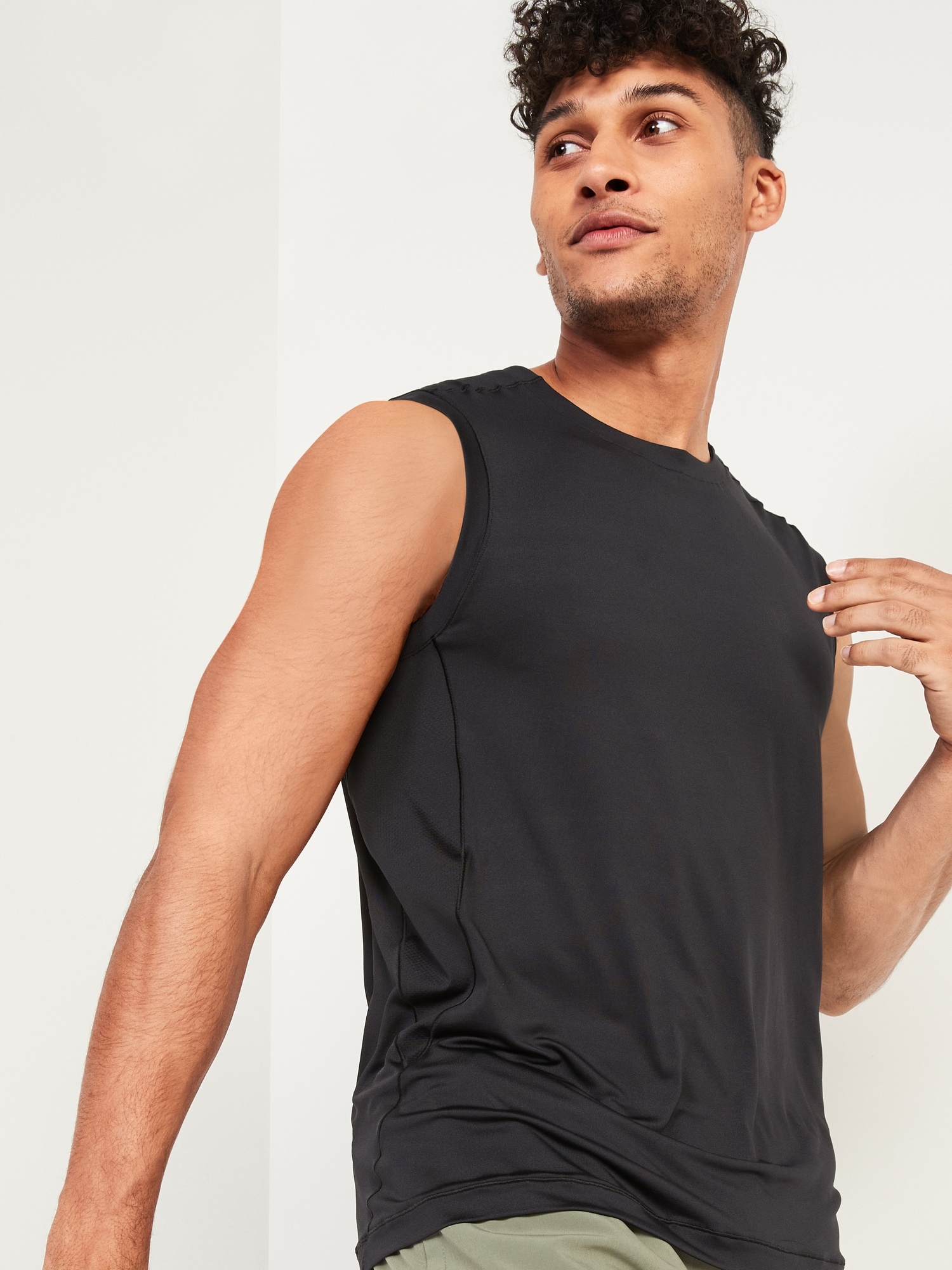 Go-Dry Cool Odor-Control Sleeveless Base Layer Tee for Men