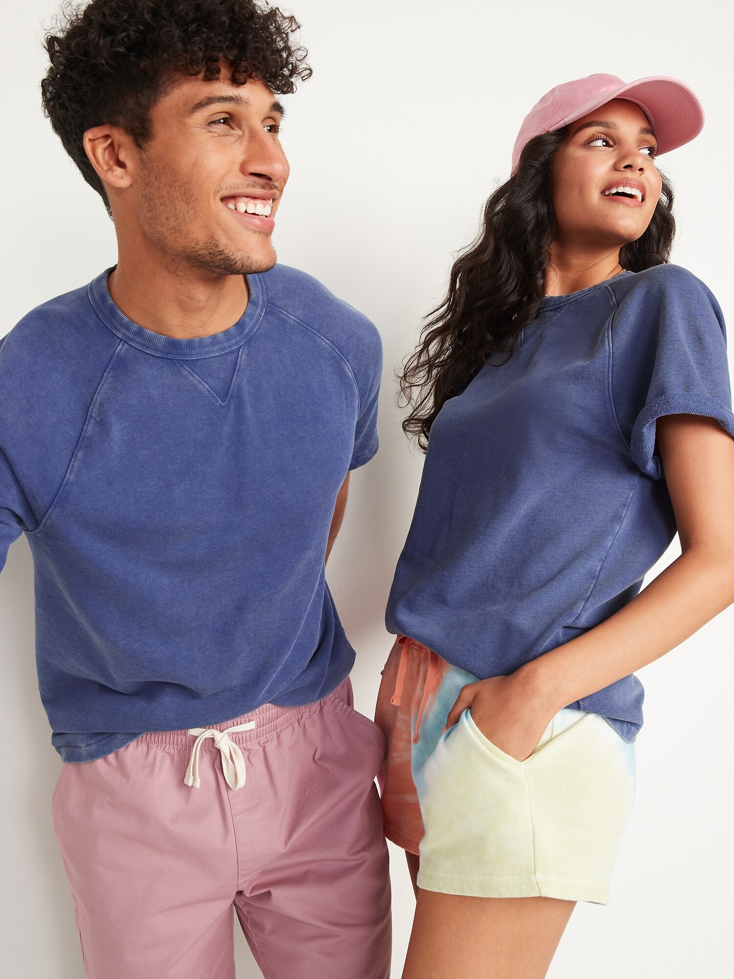 Garment-Dyed Gender-Neutral Short-Sleeve Sweatshirt for Adults
