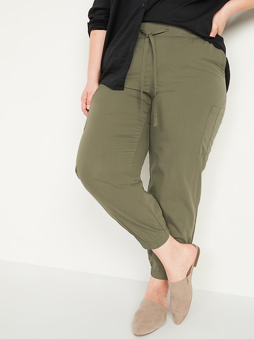 High-Waisted Poplin Tapered Jogger Plus-Size Cargo Pants | Old Navy