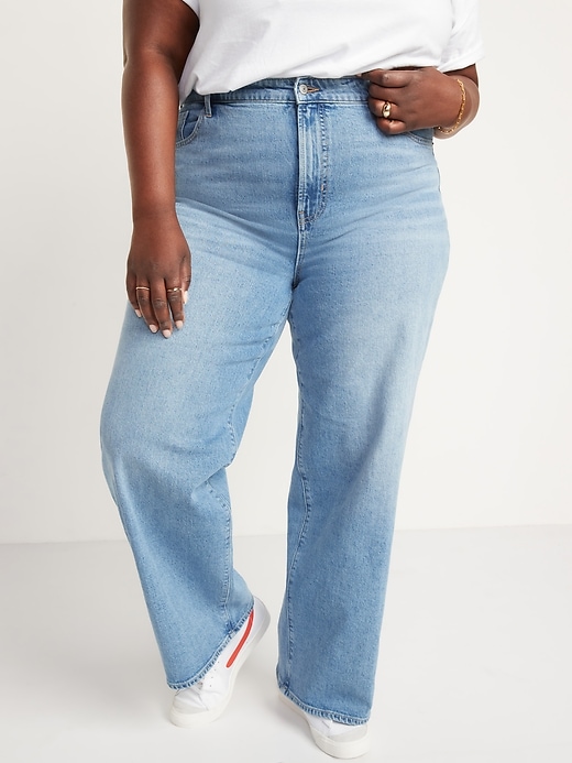 Image number 6 showing, Extra High-Waisted Light-Wash Wide-Leg Jeans for Women