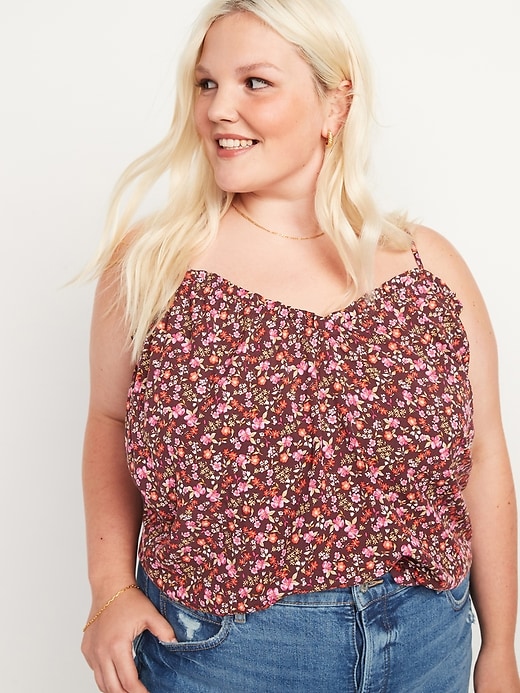 Old Navy Scoop-Neck Floral Swing Cami Blouse for Women. 1
