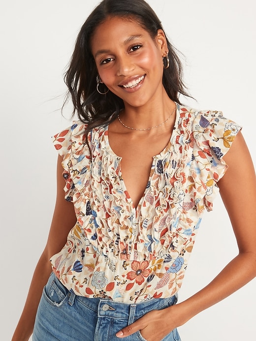 Old Navy Ruffled Floral-Print Short-Sleeve Blouse. 1