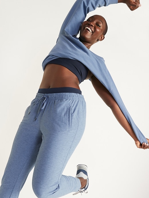Image number 7 showing, Mid-Rise Breathe ON Jogger Pants for Women 