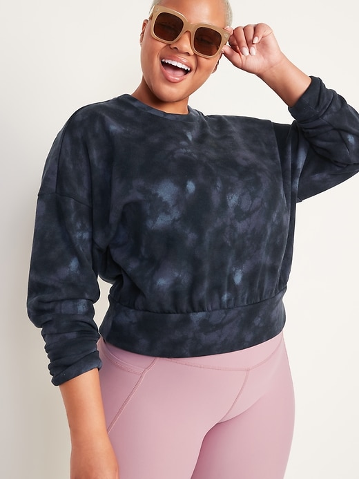 cropped navy sweatshirt