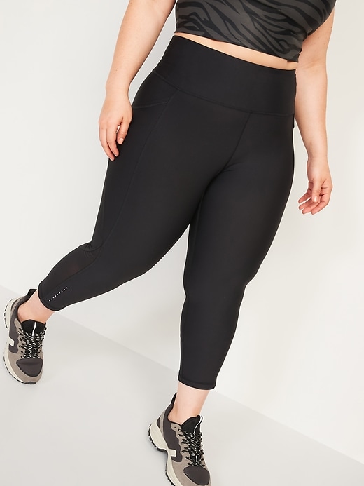 Image number 7 showing, High-Waisted PowerSoft Run Crop Leggings