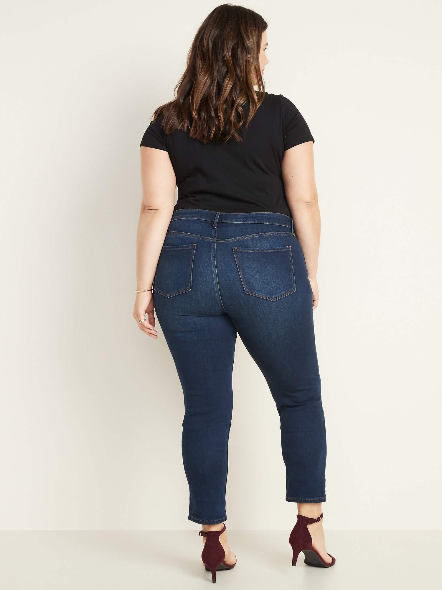Mid-Rise Power Slim Straight Jeans