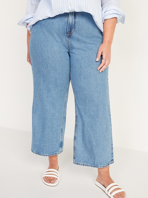 Image number 7 showing, Extra High-Waisted Wide-Leg Light-Wash Jeans for Women