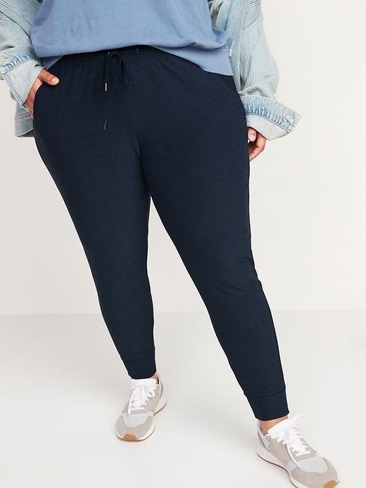 Image number 7 showing, Mid-Rise Breathe ON Jogger Pants for Women