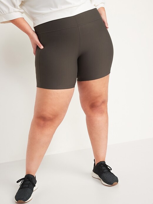 Image number 7 showing, High-Waisted PowerSoft Side-Pocket Biker Shorts for Women -- 6-inch inseam