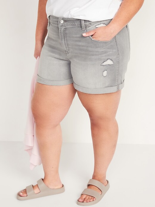 Image number 7 showing, Mid-Rise Boyfriend Distressed Gray Jean Shorts for Women -- 3-inch inseam