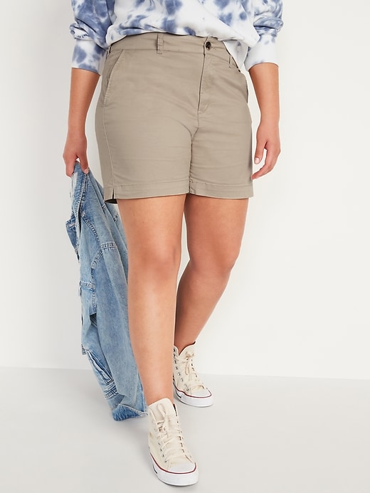 Image number 1 showing, High-Waisted Twill Everyday Shorts -- 5-inch inseam