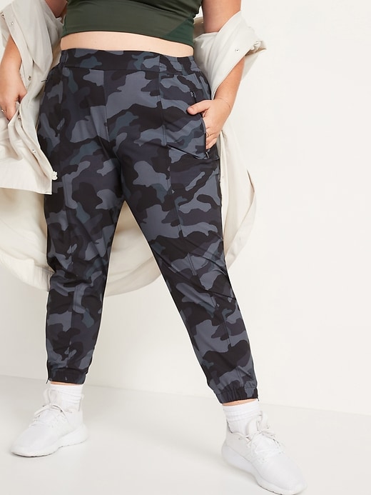 Image number 7 showing, Mid-Rise StretchTech Jogger Pants for Women