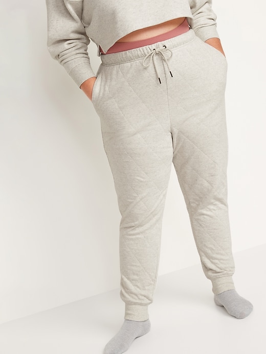 Image number 7 showing, Extra High-Waisted Quilted Jogger Sweatpants
