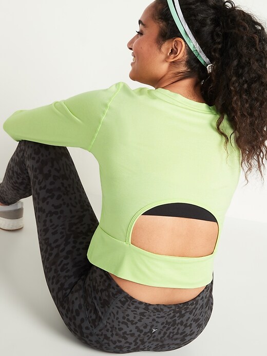 Image number 3 showing, CozeCore Long-Sleeve Crop Tee