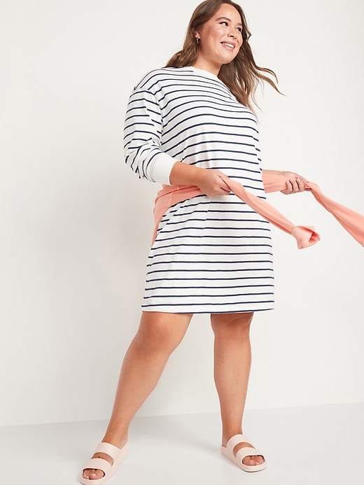 Image number 7 showing, Loose Vintage Striped Long-Sleeve T-Shirt Dress for Women