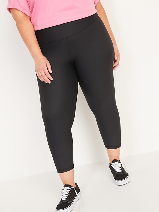 Image number 7 showing, Extra High-Waisted PowerSoft Crop Hidden Pocket Leggings for Women