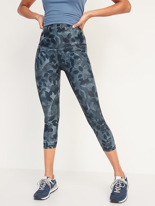 Extra High-Waisted PowerSoft Crop Leggings
