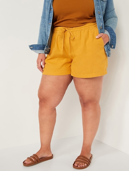 Image number 7 showing, High-Waisted Linen-Blend Shorts -- 4-inch inseam