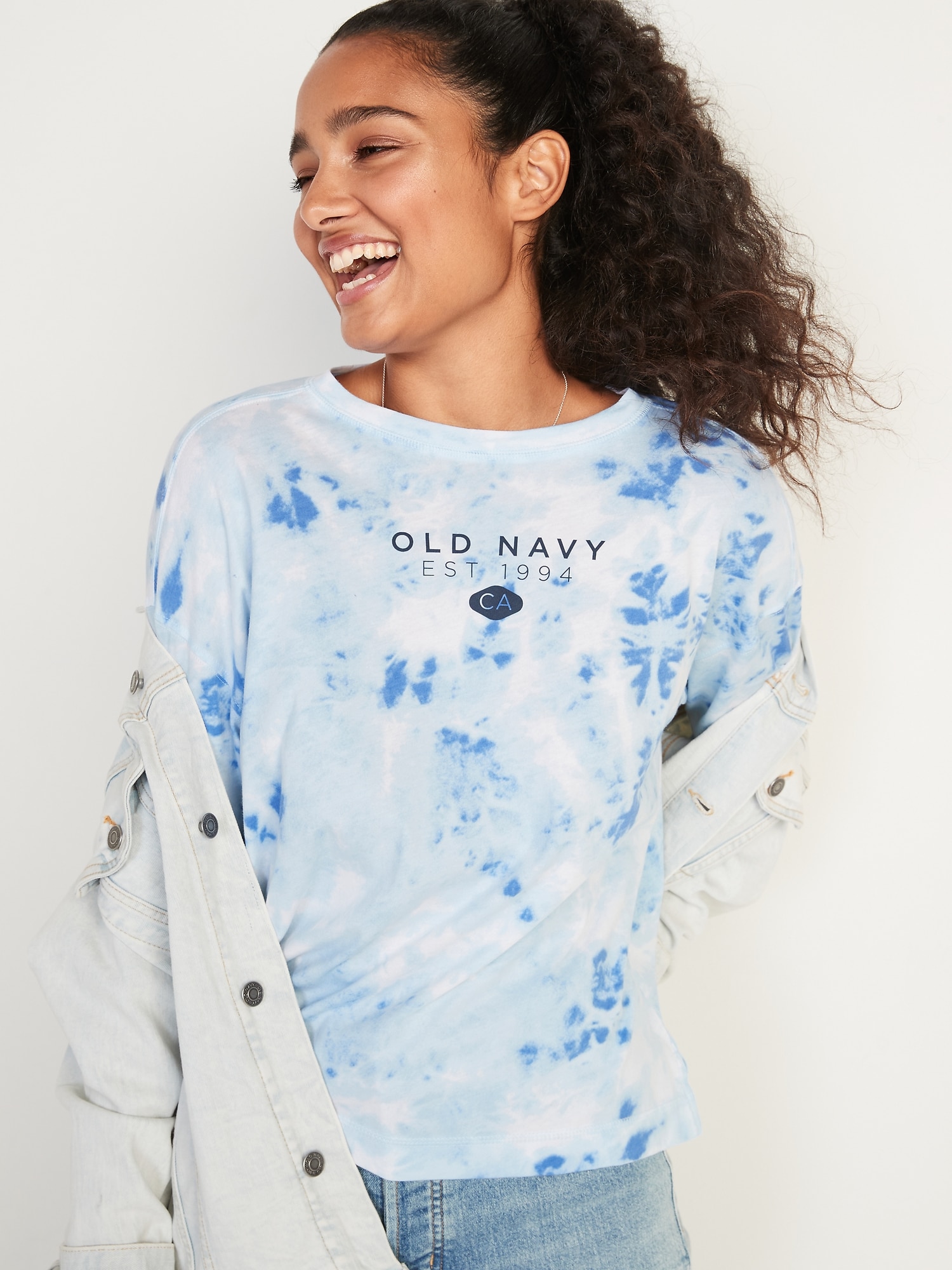 LongSleeve Logo Graphic Easy TShirt for Women Old Navy