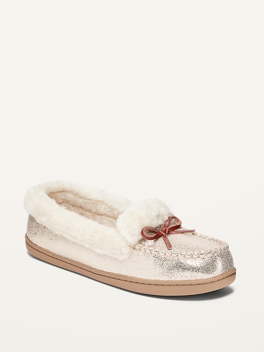 Old Navy Faux-Suede Sherpa-Lined Moccasin Slippers For Women. 1